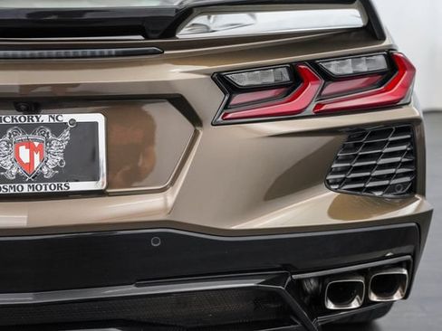 Used 2020 Chevrolet Corvette Stingray Coupe w/ 1LT RWD image 33