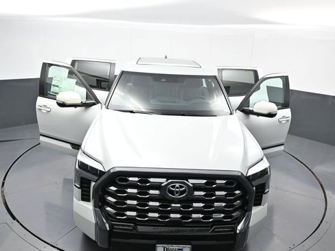 New 2024 Toyota Tundra Platinum image 46