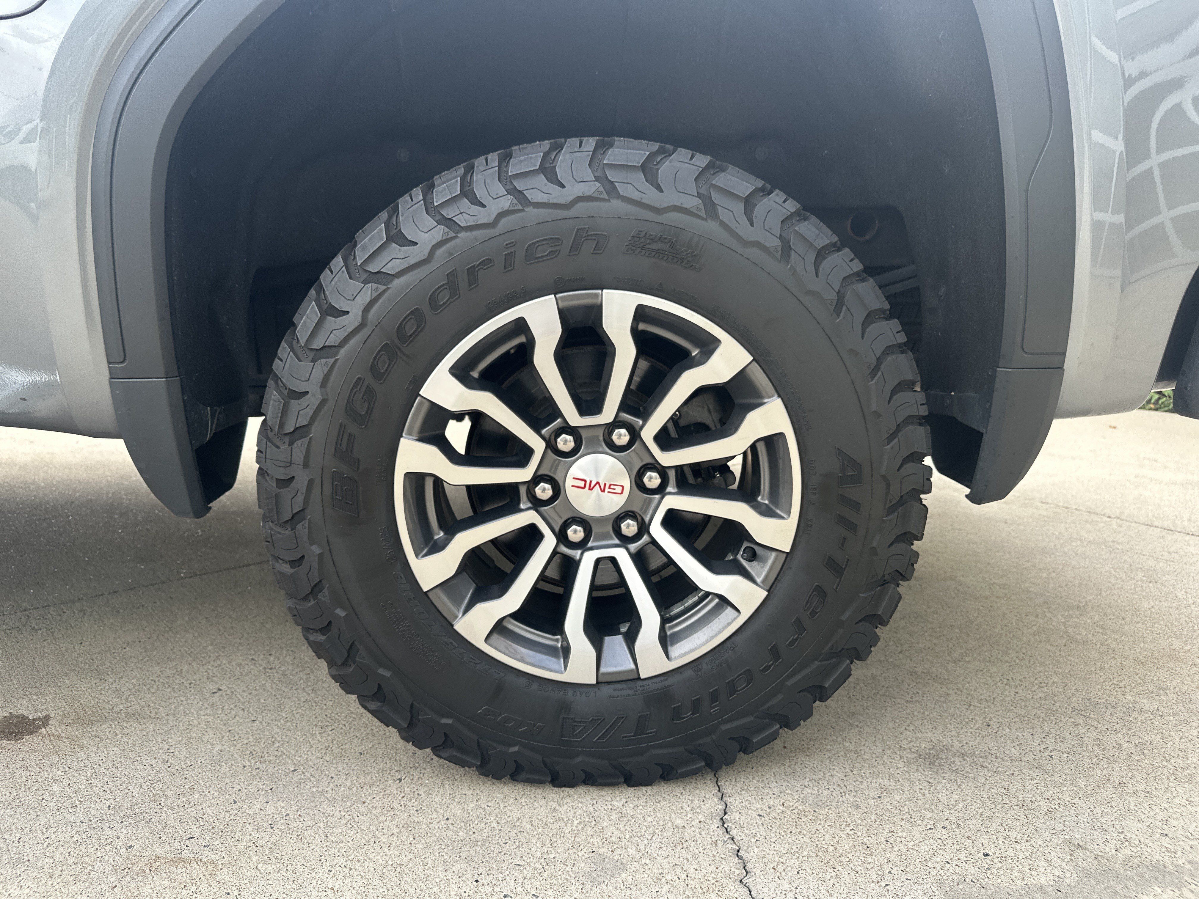 Used 2021 GMC Sierra 1500 AT4 w/ AT4 Preferred Package AWD/4WD image 34