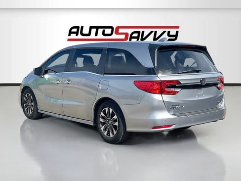 Used 2023 Honda Odyssey Touring image 5