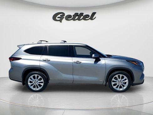 Used 2025 Toyota Highlander Limited image 6