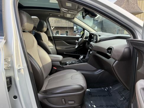 Used 2019 Hyundai Santa Fe Limited image 23