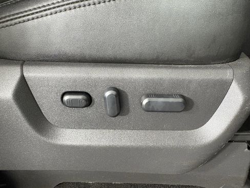 Used 2015 Ford F350 Platinum image 39