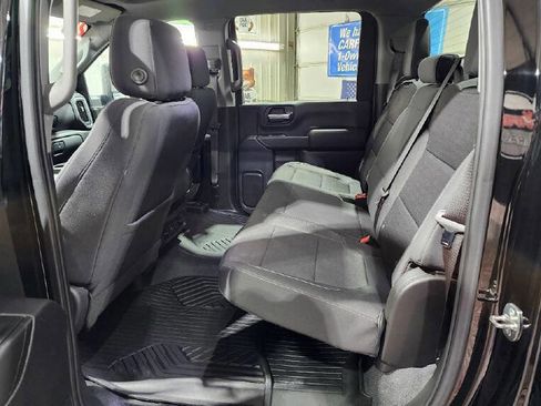 Used 2023 Chevrolet Silverado 2500 LT w/ Convenience Package image 11