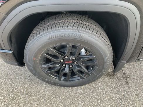 New 2026 GMC Sierra 1500 Elevation image 11