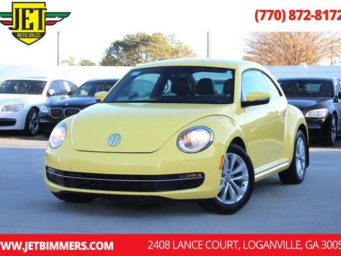 Used 2014 Volkswagen Beetle TDI image 1