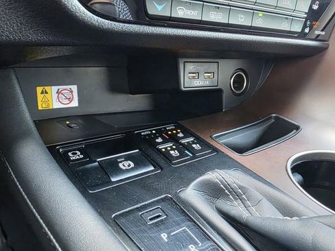 Certified 2022 Lexus RX 350 FWD w/ Premium Package image 21
