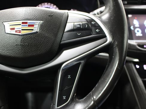 Used 2017 Cadillac XT5 Luxury w/ Driver Awareness Package AWD/4WD image 13