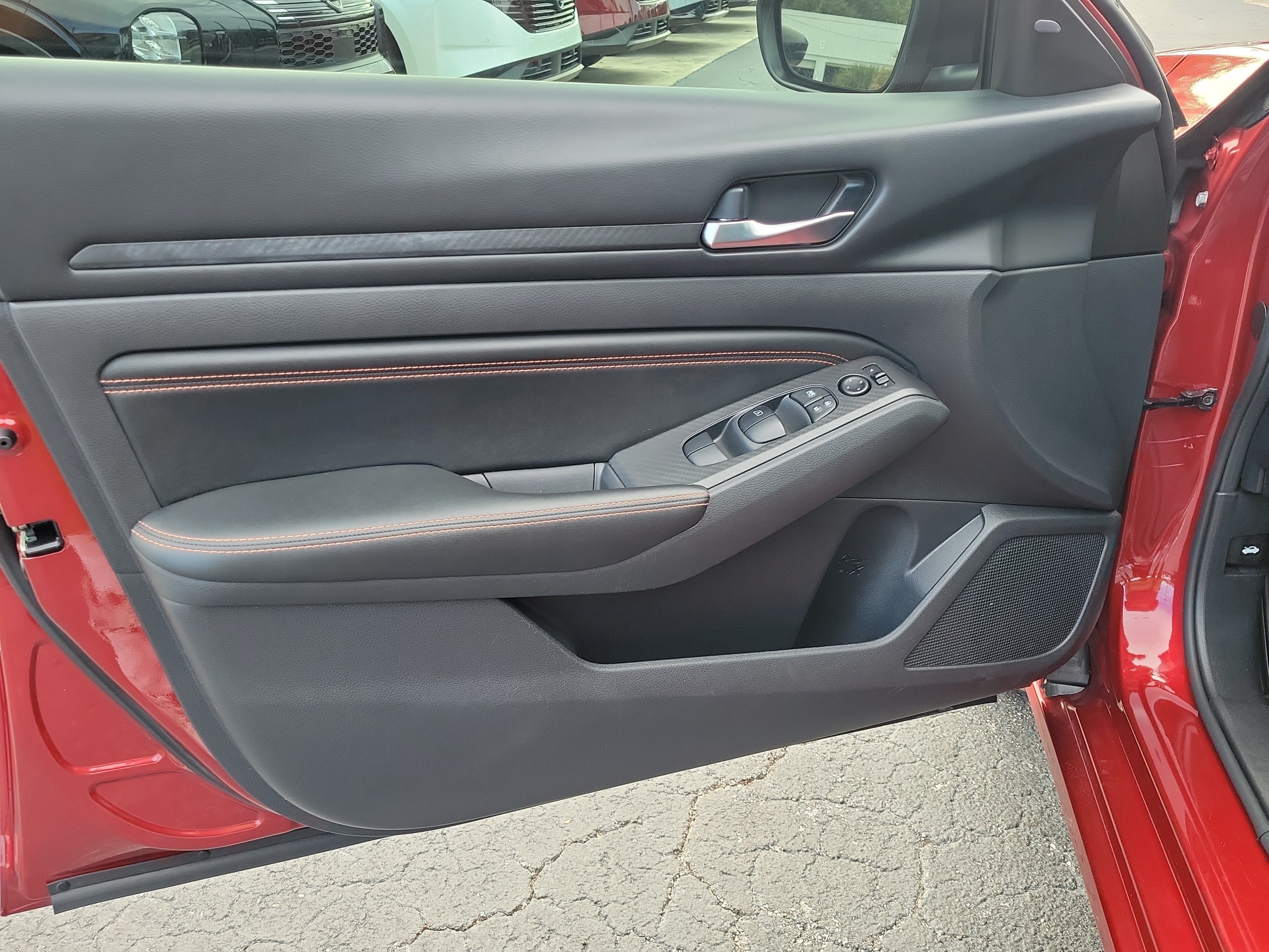 Certified 2022 Nissan Altima 2.5 SR FWD image 17