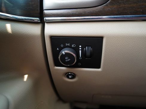 Used 2018 Jeep Grand Cherokee Limited w/ Trailer Tow Group IV AWD/4WD image 31