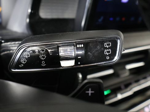 Used 2023 Lincoln Corsair Standard image 41