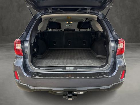 Used 2017 Subaru Outback 2.5i Premium AWD/4WD image 10