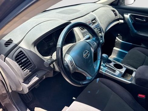 Used 2013 Nissan Altima 2.5 SV FWD image 13