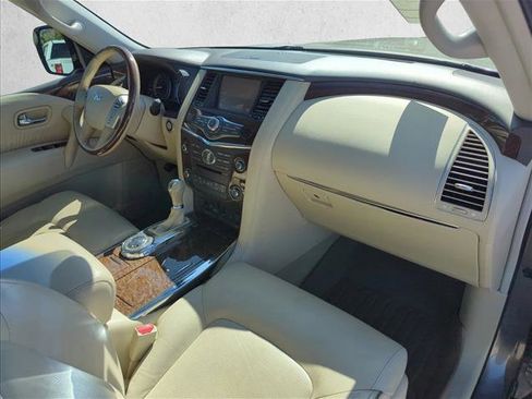 Used 2016 INFINITI QX80 2WD w/ Driver's Assistance Package image 23