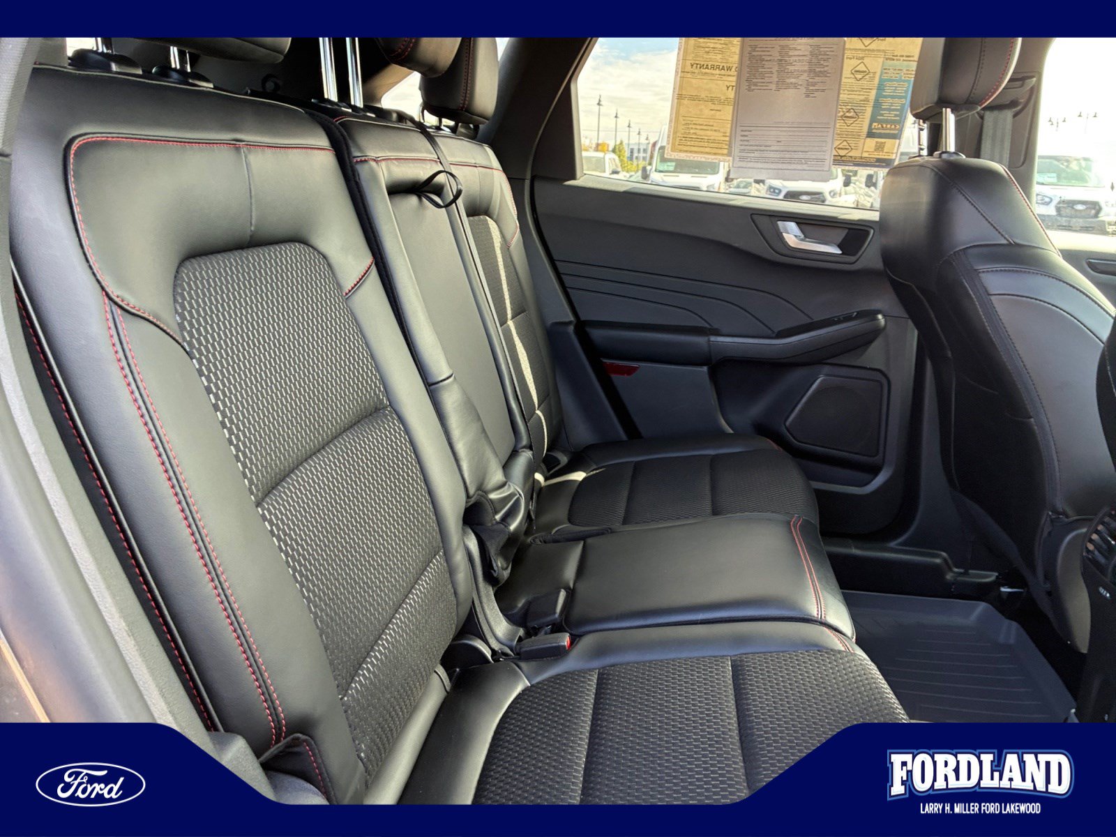 Used 2024 Ford Escape ST-Line Select w/ Tech Pack #2 AWD/4WD image 18