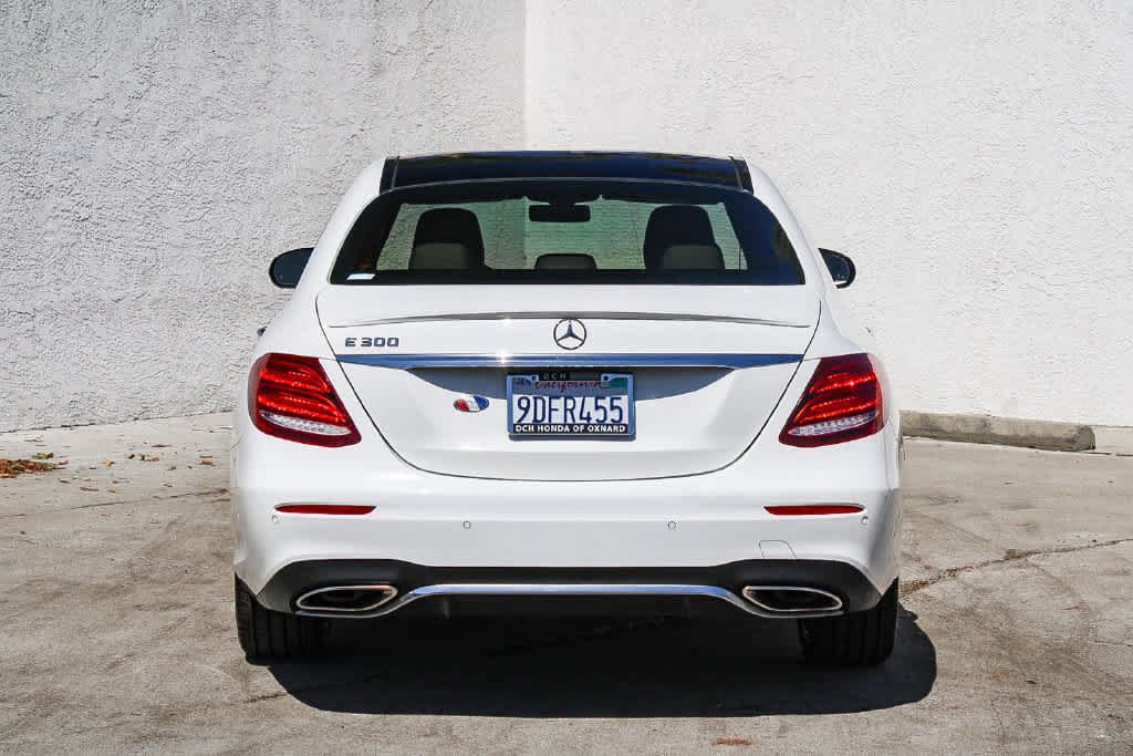 Used 2018 Mercedes-Benz E 300 image 5