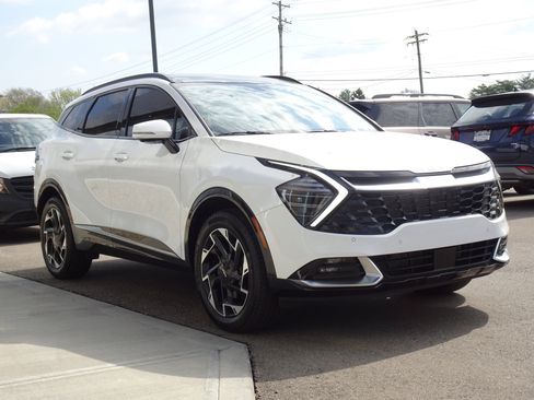 Used 2025 Kia Sportage SX AWD/4WD image 6