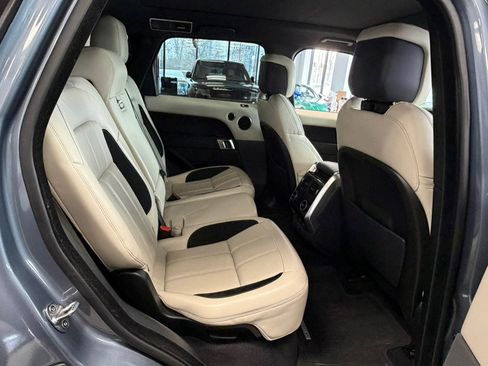 Used 2020 Land Rover Range Rover Sport HSE Dynamic image 26