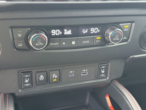 New 2026 Nissan Frontier 4x4 Crew Cab image 31