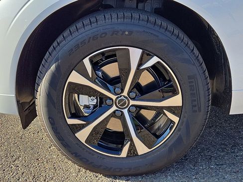 New 2026 Volvo XC60 B5 Core w/ Climate Package image 10