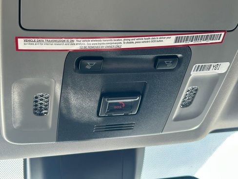 Used 2021 Toyota Camry LE FWD image 17