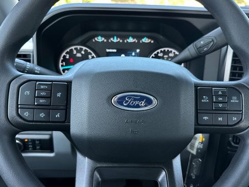 New 2026 Ford F250 XL w/ XL Chrome Package RWD image 20