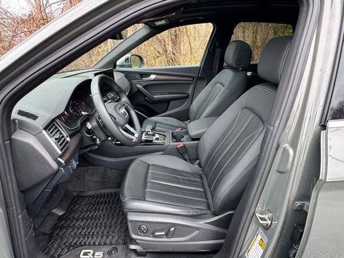 Certified 2023 Audi Q5 2.0T Premium w/ Convenience Package AWD/4WD image 26