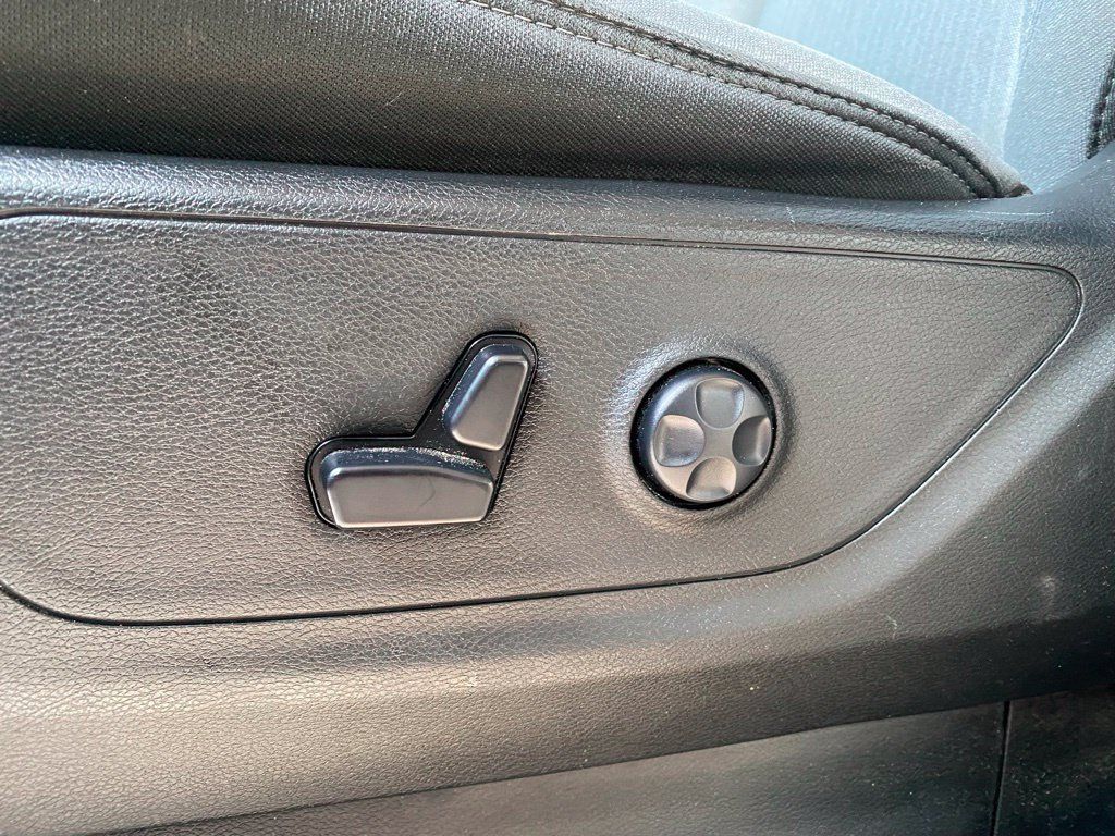 Used 2020 RAM 1500 Big Horn AWD/4WD image 17