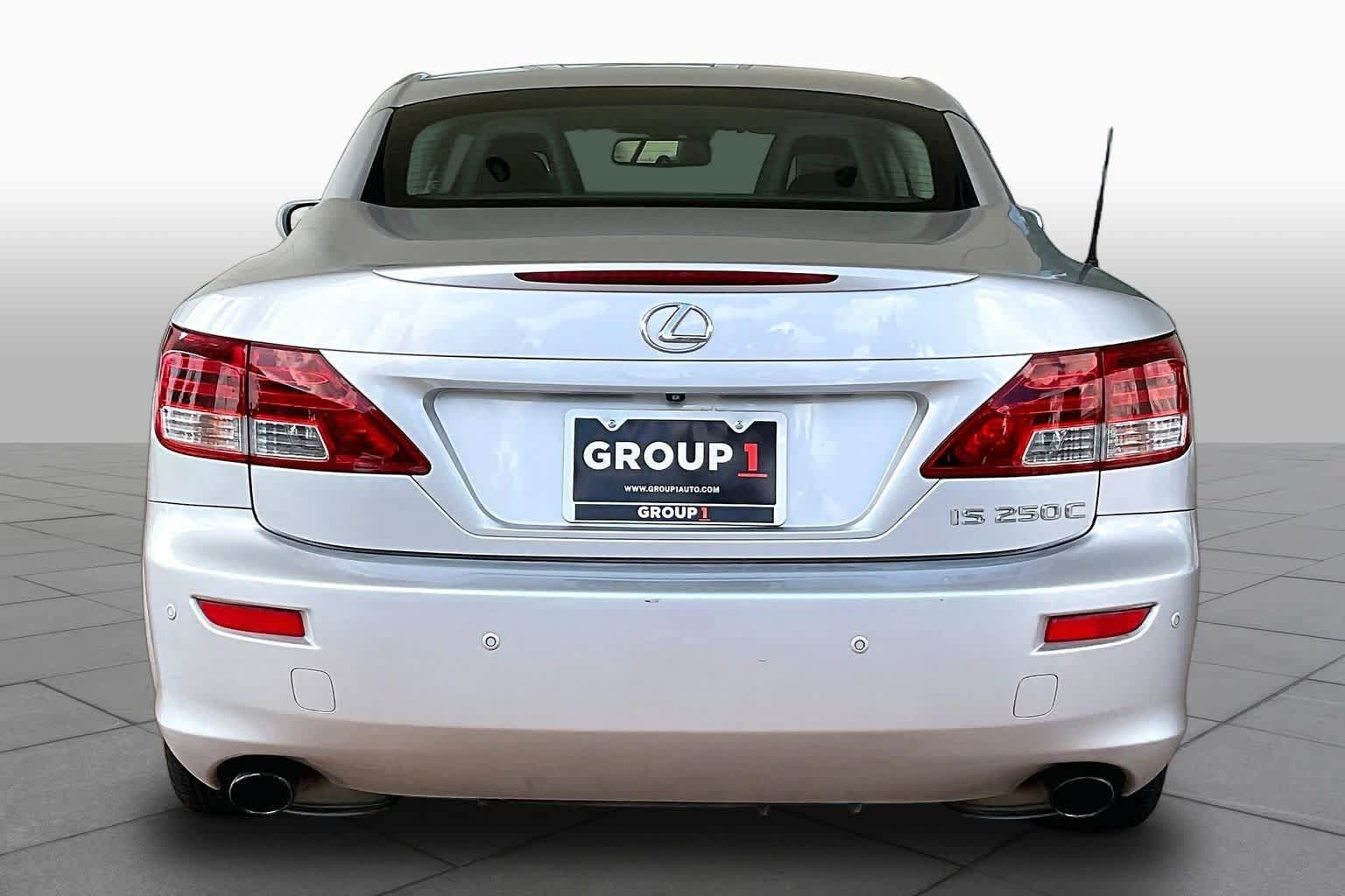 Used 2014 Lexus IS 250C w/ Luxury Package RWD image 5