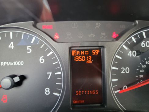 Used 2020 Nissan NV 1500 SV image 26