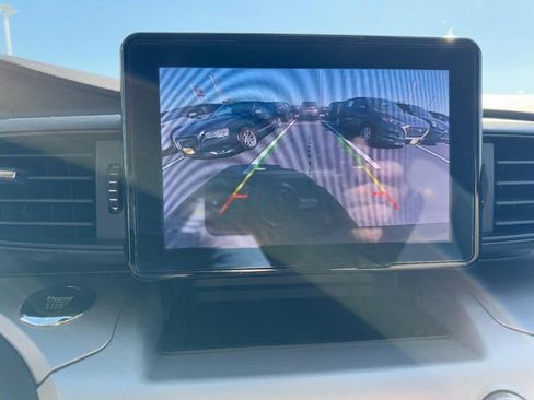 Used 2023 Ford Explorer XLT w/ Class IV Trailer Tow Package AWD/4WD image 21