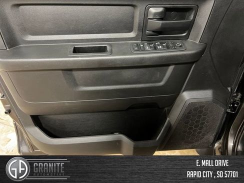 Used 2018 RAM 1500 Express w/ Express Value Package image 10