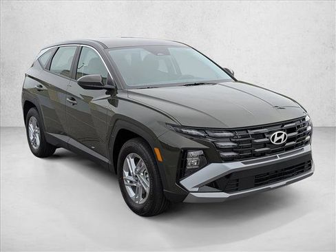 New 2026 Hyundai Tucson SE FWD image 3