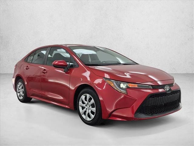 Used 2020 Toyota Corolla LE FWD image 3