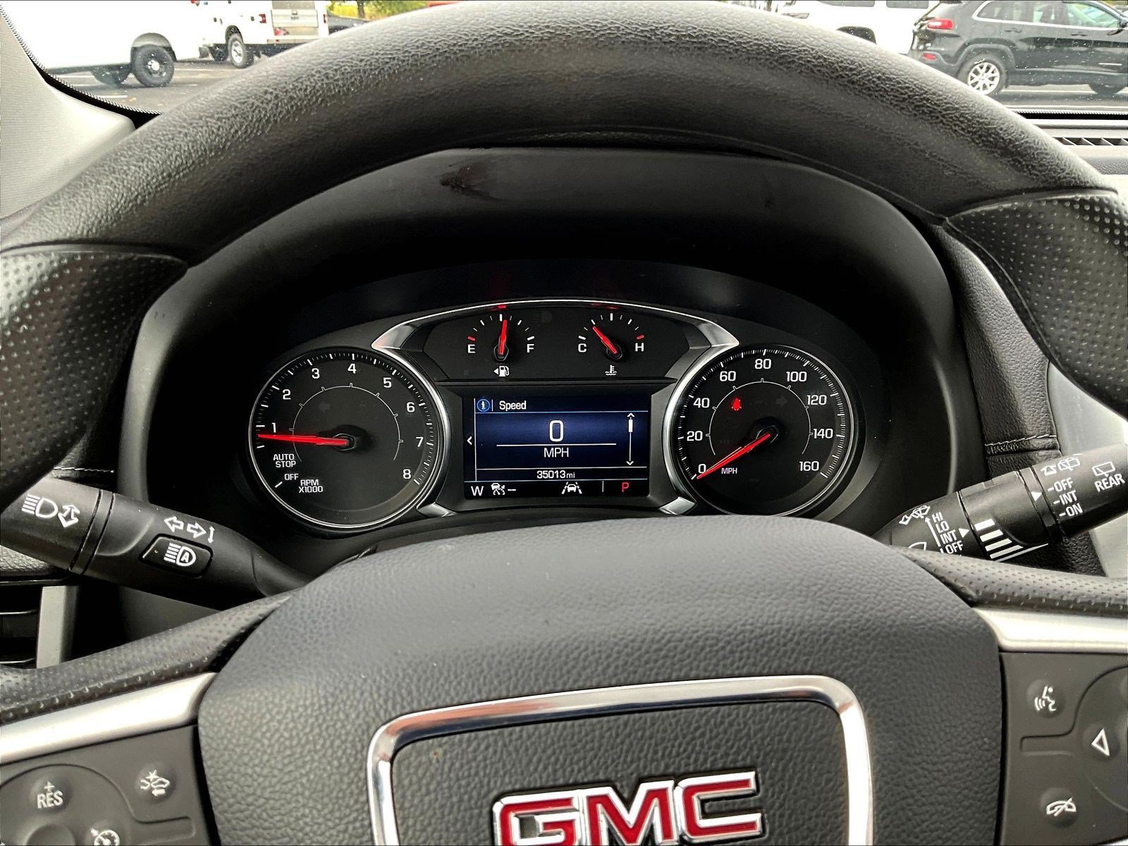 Used 2024 GMC Terrain SLE w/ Driver Convenience Package FWD image 13