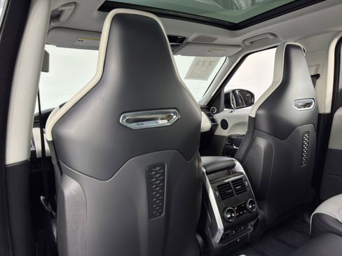 Used 2022 Land Rover Range Rover Sport SVR Carbon Edition image 41