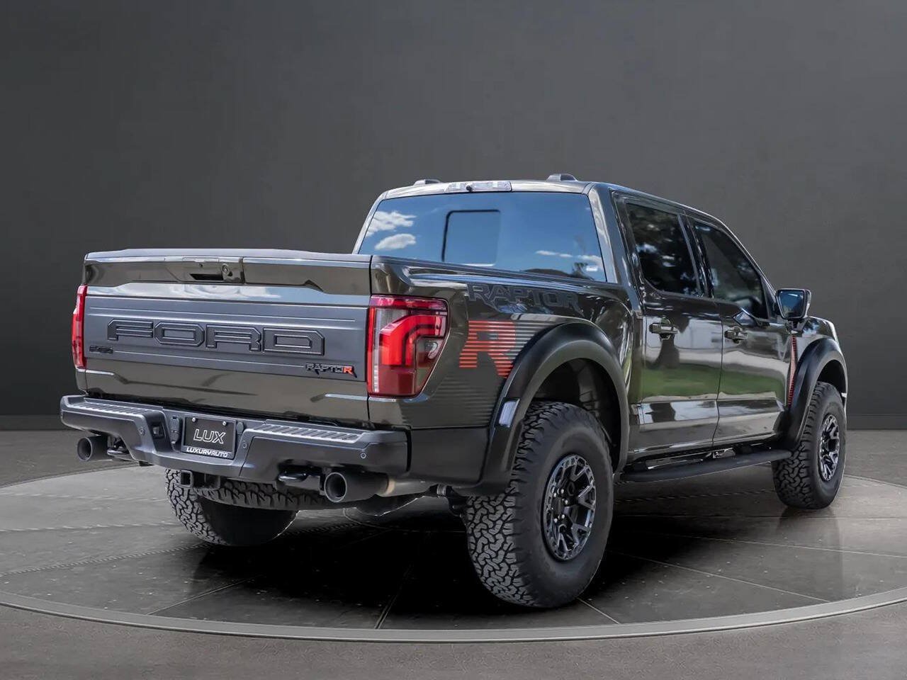 Used 2026 Ford F150 Raptor w/ Equipment Group 803A Raptor R AWD/4WD image 6