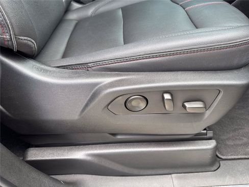 Used 2023 Chevrolet Tahoe RST w/ RST Performance Edition AWD/4WD image 39