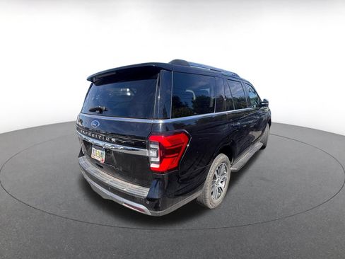 Used 2024 Ford Expedition Limited AWD/4WD image 18