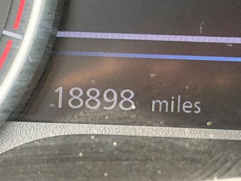 Used 2023 Nissan Sentra SV FWD image 18