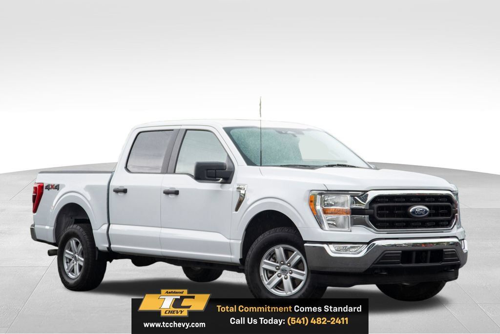 Used 2022 Ford F150 XLT w/ Trailer Tow Package AWD/4WD image 3