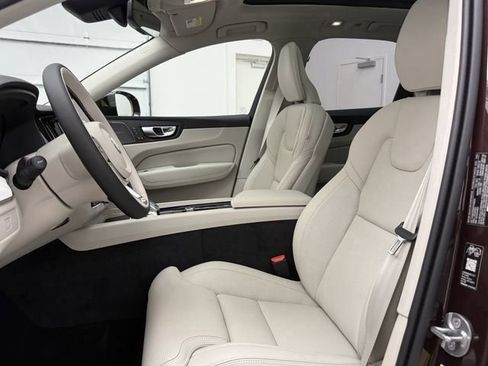 New 2026 Volvo XC60 B5 Ultra w/ Protection Package Premier AWD/4WD image 12