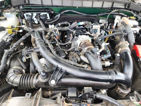 Used 2024 Ford Bronco Badlands AWD/4WD image 35
