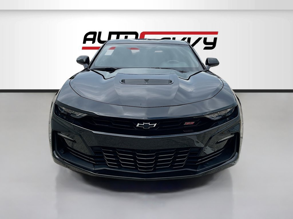 Used 2023 Chevrolet Camaro SS RWD image 2