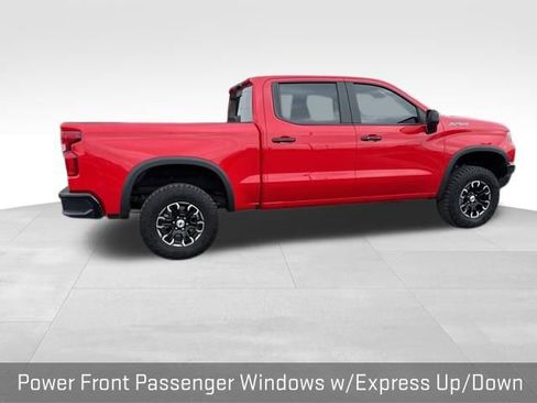 Used 2024 Chevrolet Silverado 1500 ZR2 image 19