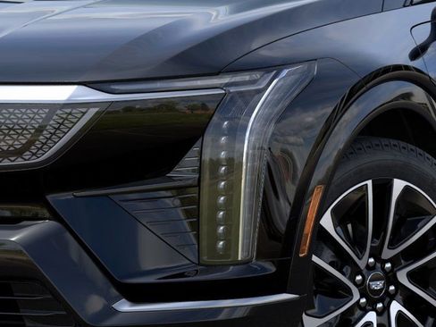 New 2025 Cadillac Optiq Sport 2 image 10