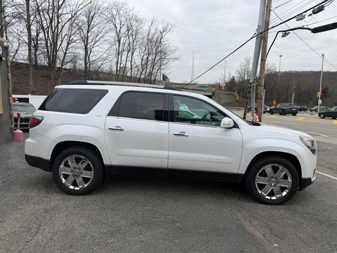Used 2017 GMC Acadia Limited SLT image 8
