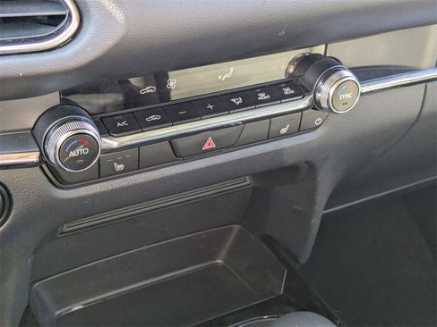 Used 2025 MAZDA CX-30 AWD 2.5 S w/ Preferred Package image 22