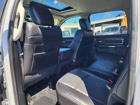 Used 2016 RAM 1500 Laramie w/ Convenience Group AWD/4WD image 21