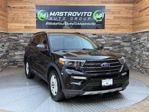 Used 2020 Ford Explorer XLT w/ Equipment Group 202A AWD/4WD image 4